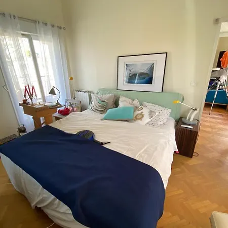Guest house White Queen Paris