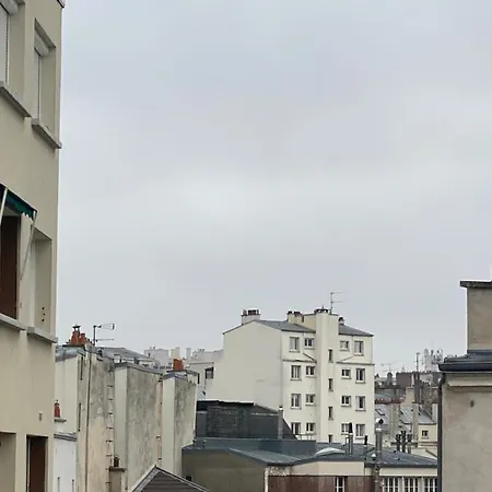 Guest house White Queen Paris